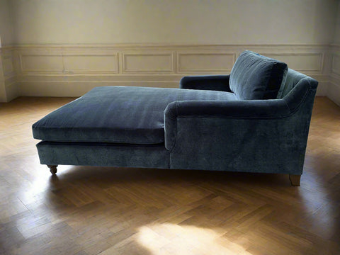 Gardner Chaise