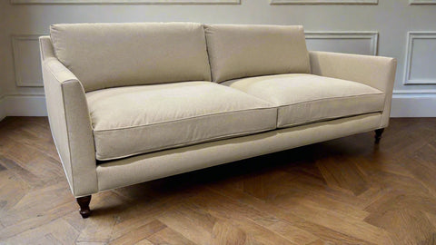Capsule Selma Sofa