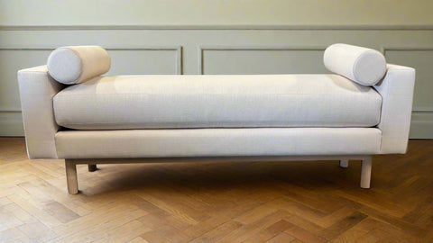 Capsule Willow Daybed